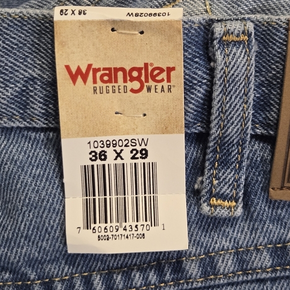 Wrangler Rugged Wear Mens Classic Fit Medium Wash Denim Jeans Size 36 X 29 - Picture 12 of 12